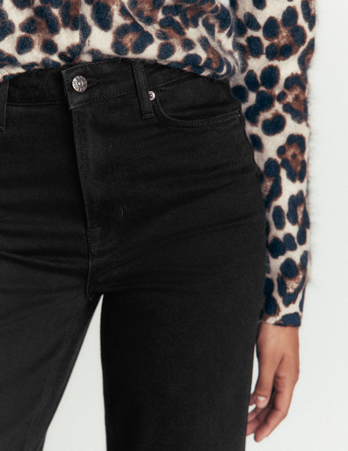 High Rise Column Leg Jeans-Black-2