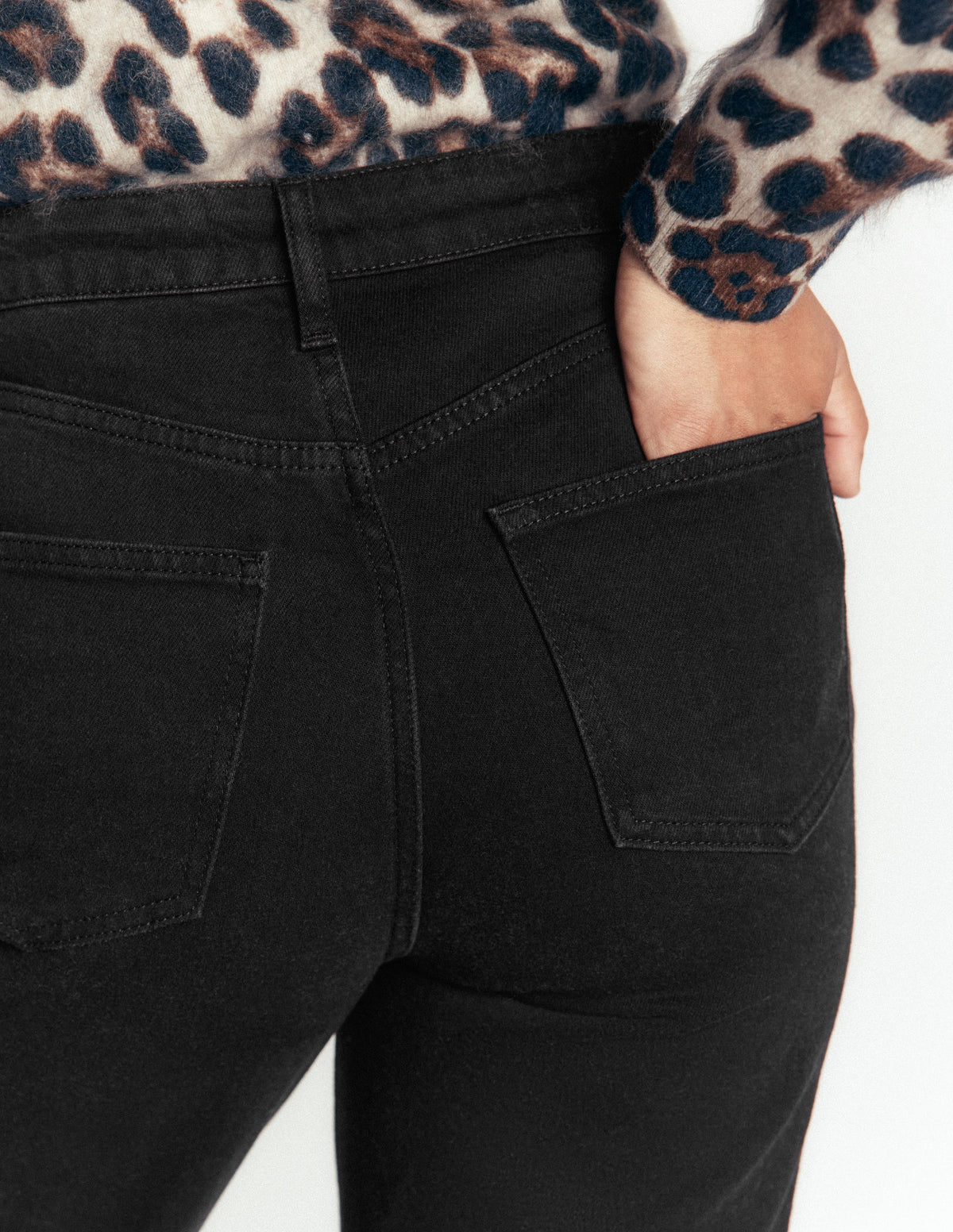 High Rise Column Leg Jeans-Black-6