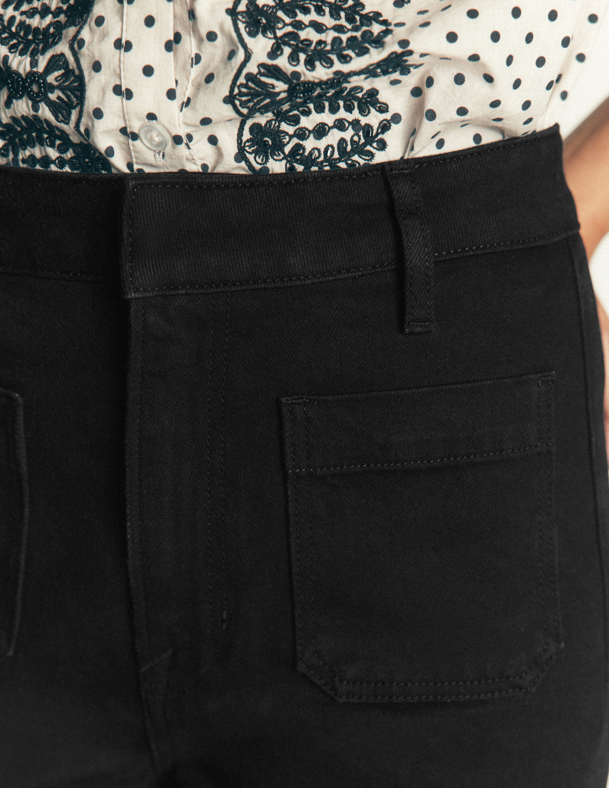 Patch Pocket Flare Jeans-Black-5