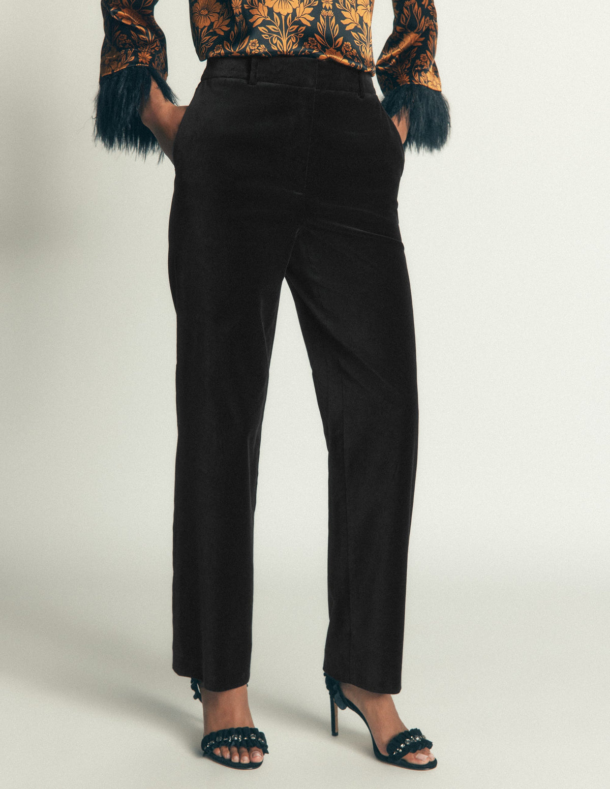 Canonbury Velvet Pants-Black-5