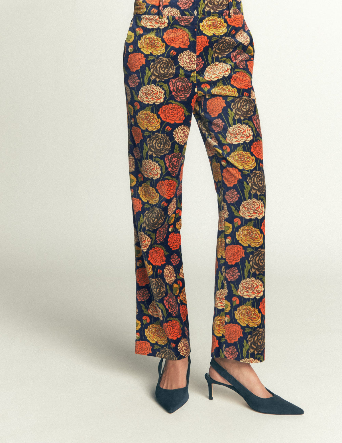 Canonbury Velvet Pants-Floral Print-7