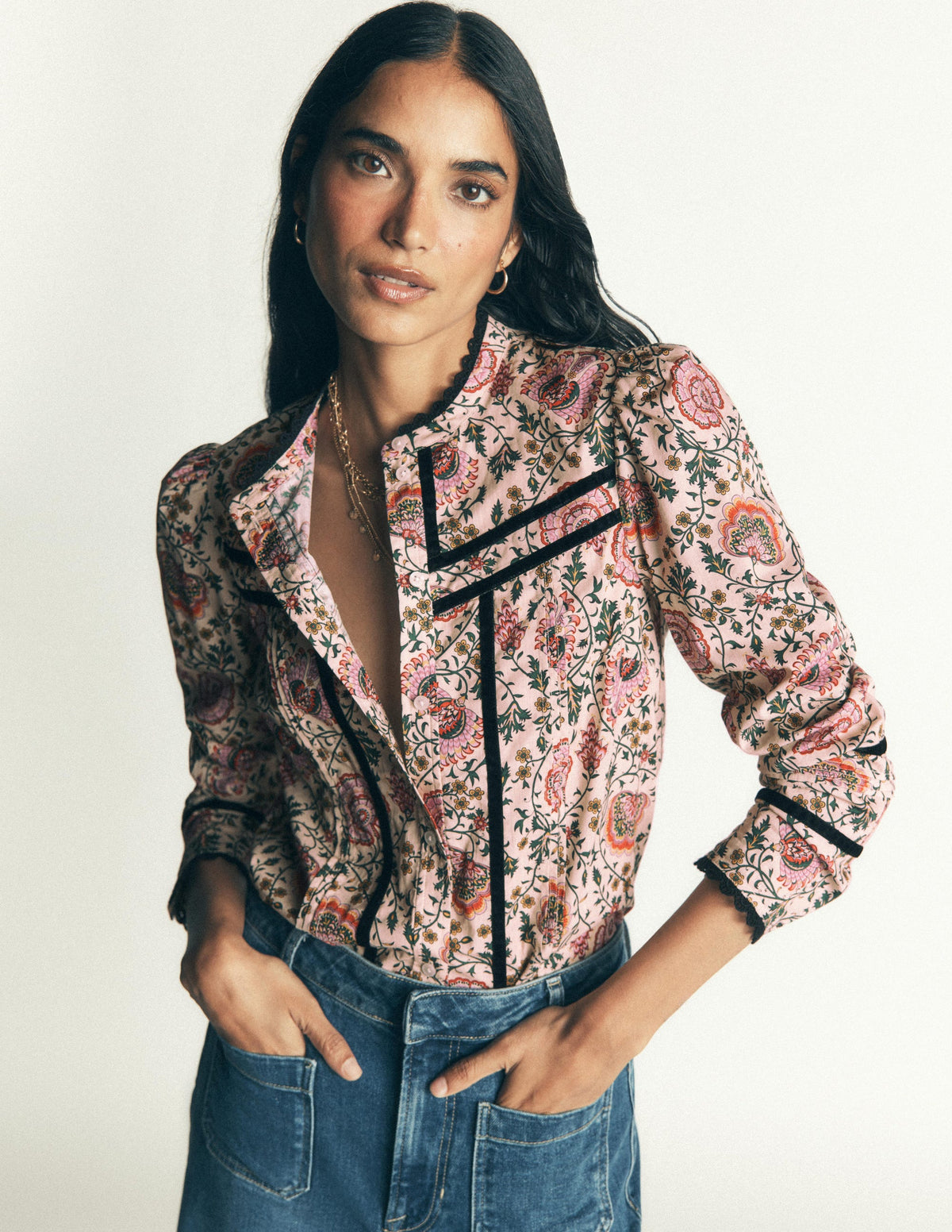 Carmen Trim Detail Top-Multi, Sprouting Vine - Image 5