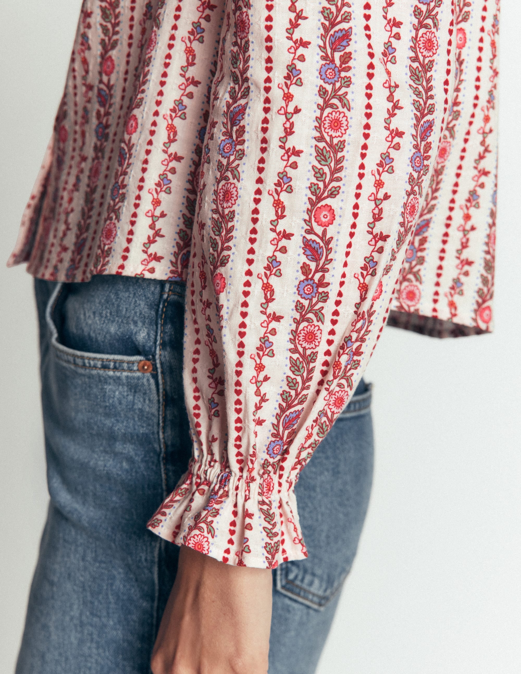 Violet Cotton Top-Soft Cream, Floral Heart Vine - Image 3