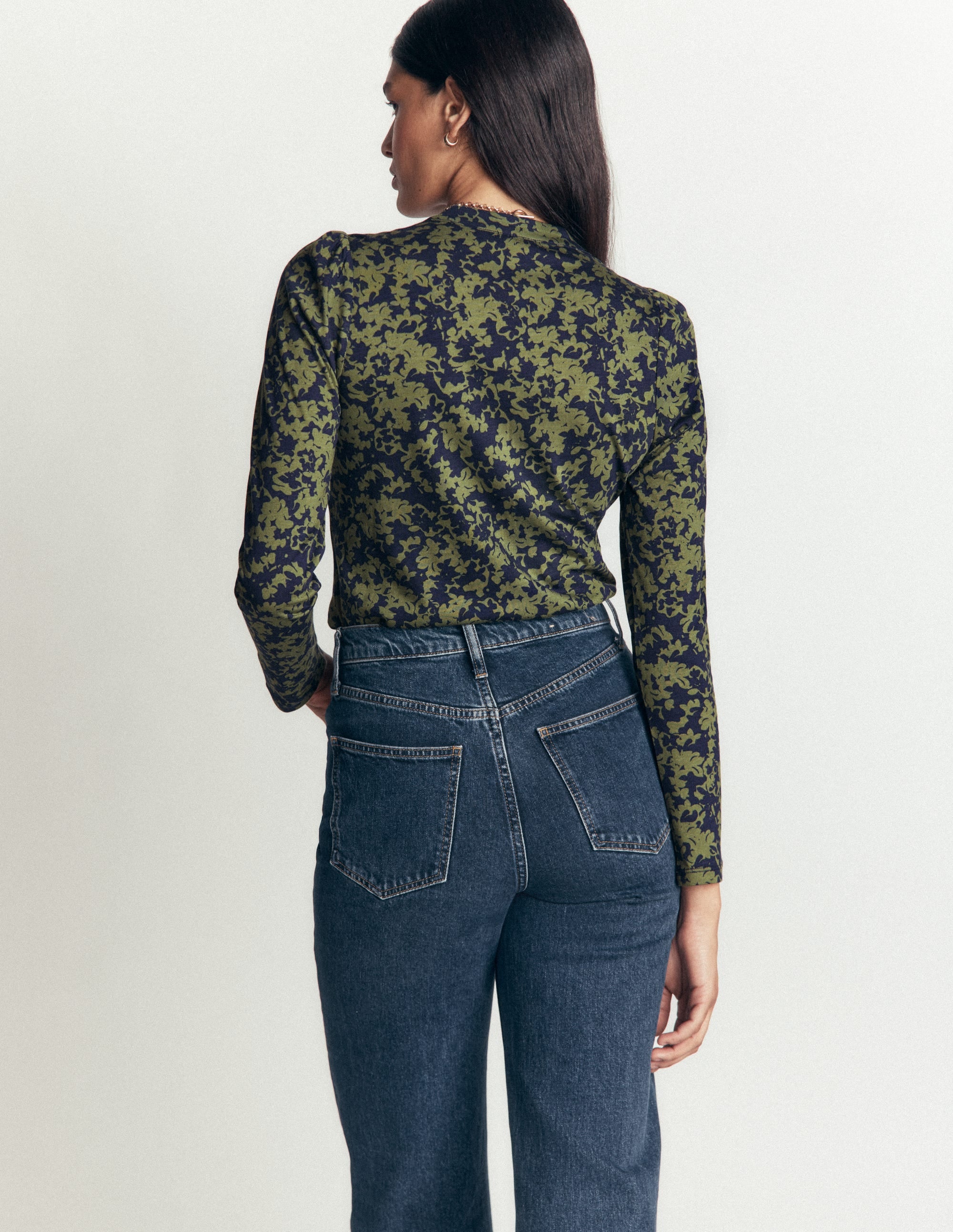 Supersoft Puff Sleeve Shirt-Sprayed leaf - Image 3