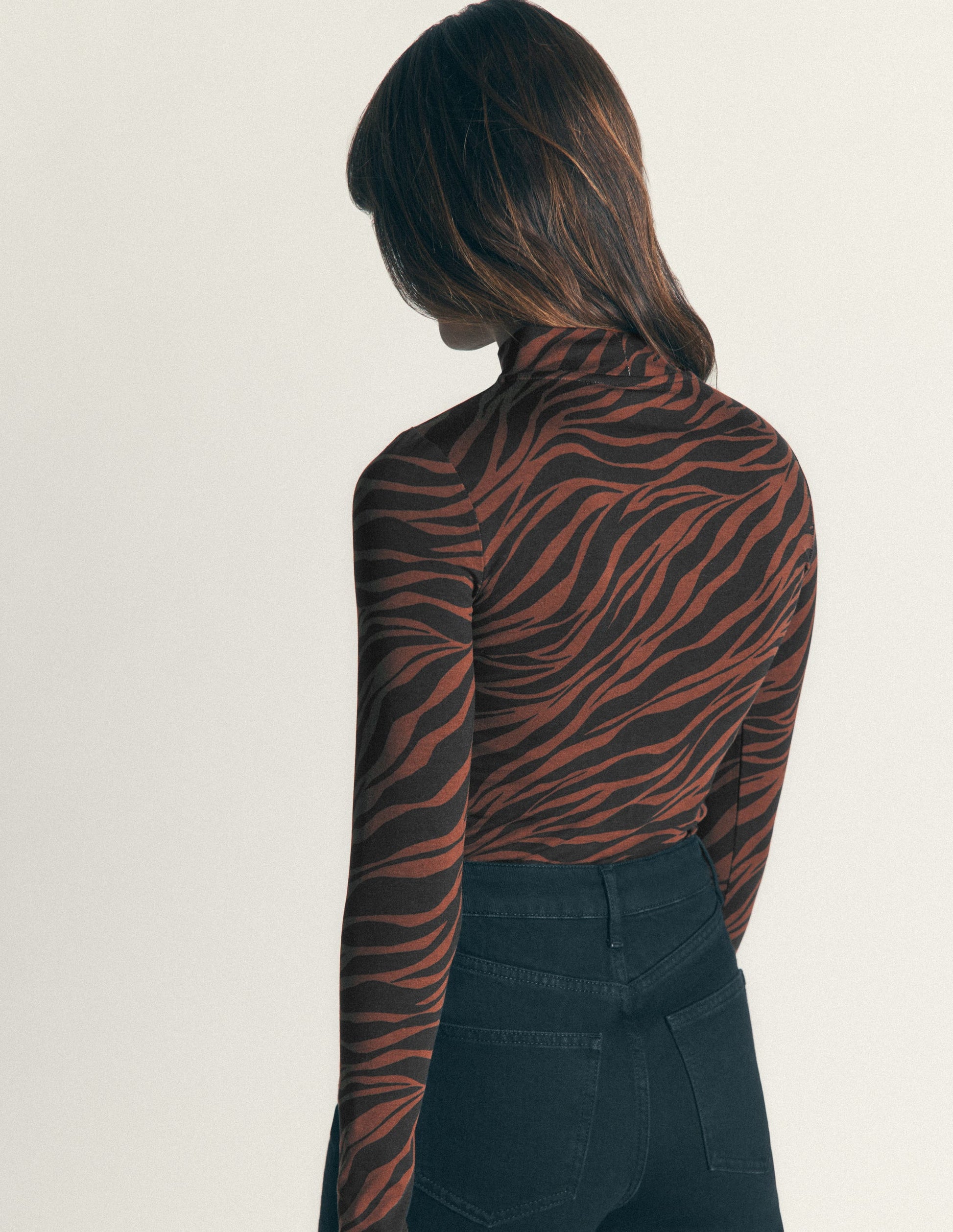 High Neck Long Sleeve-Potting Soil, Zebra Swirl-3