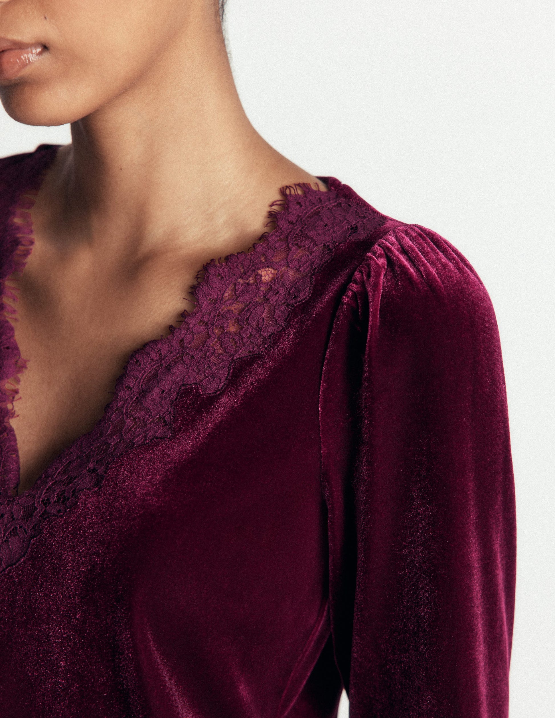 Lace Trim V-Neck Velvet Top-Beetroot Red-2