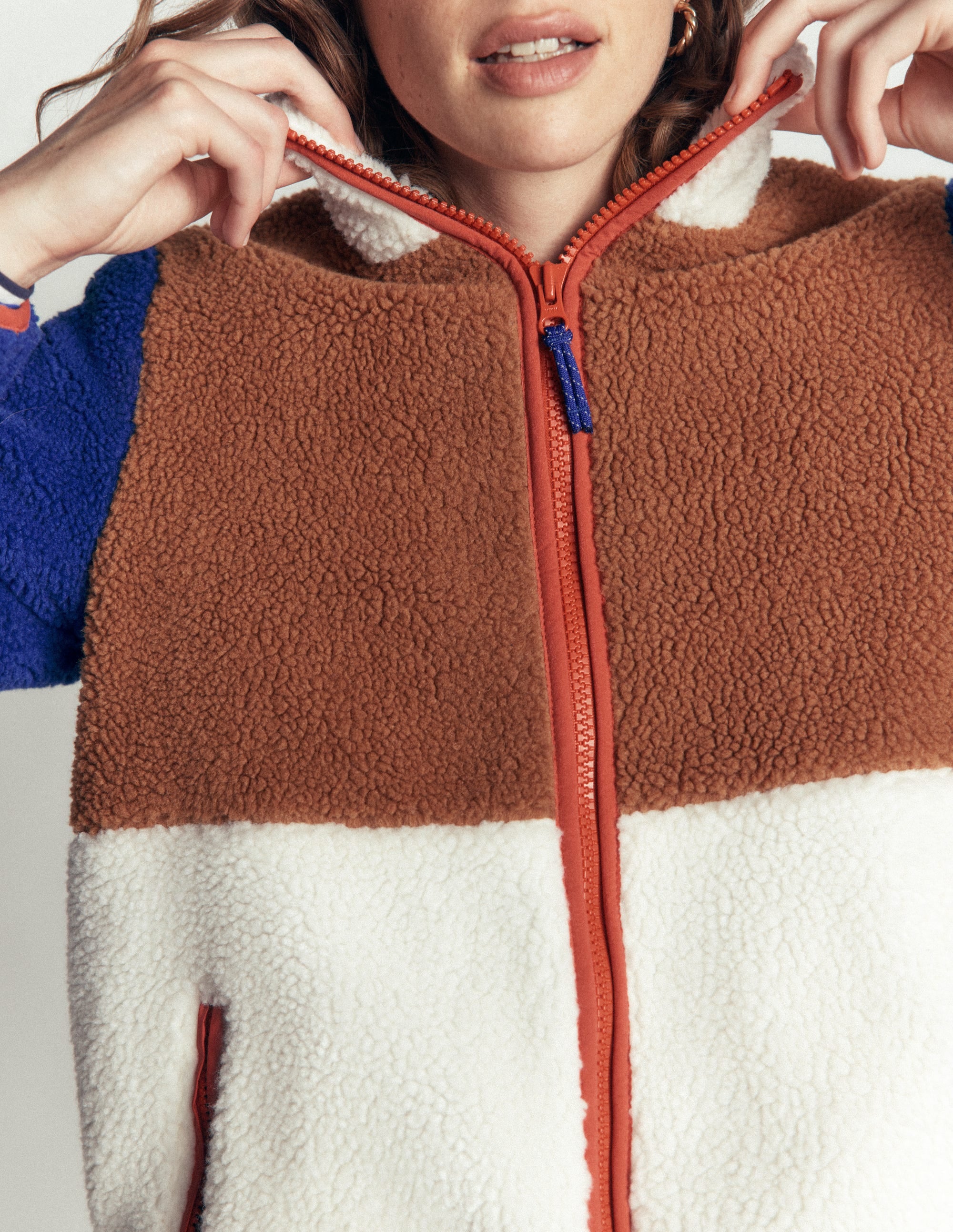 Alnwick Borg Jacket-Brown, Ivory Colour Block - Image 2
