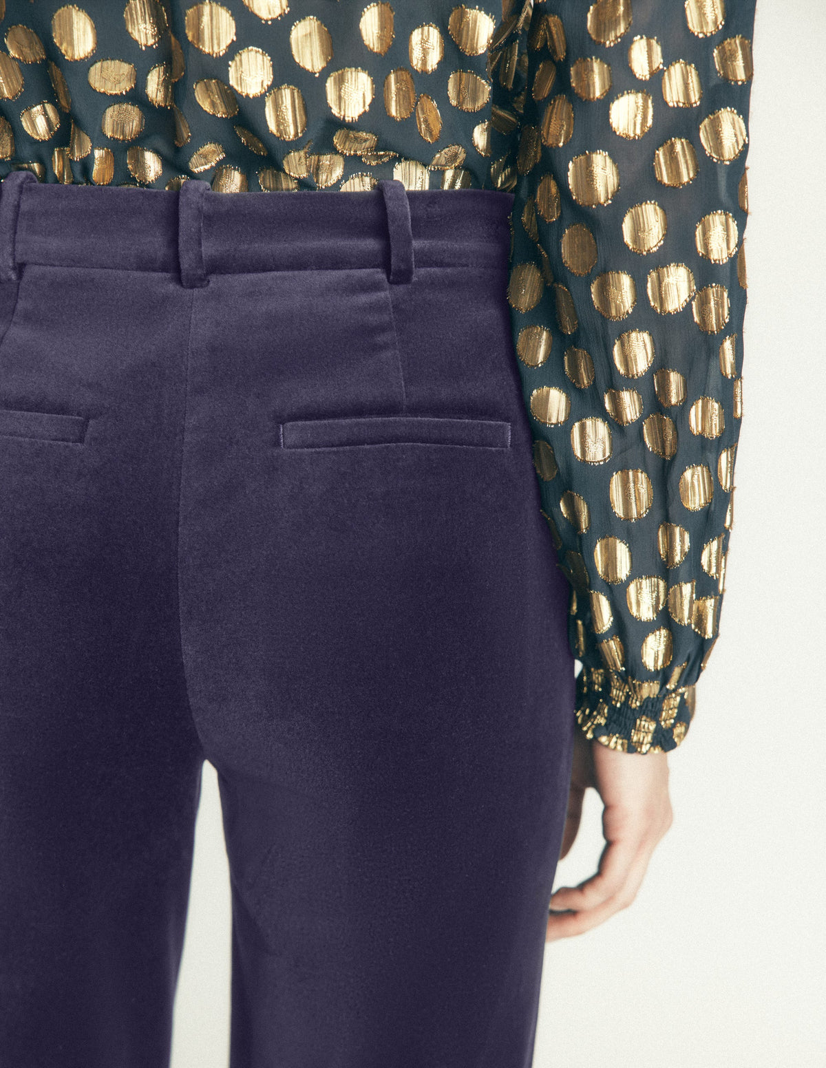 Fitzrovia Velvet Pants-Navy - Image 4